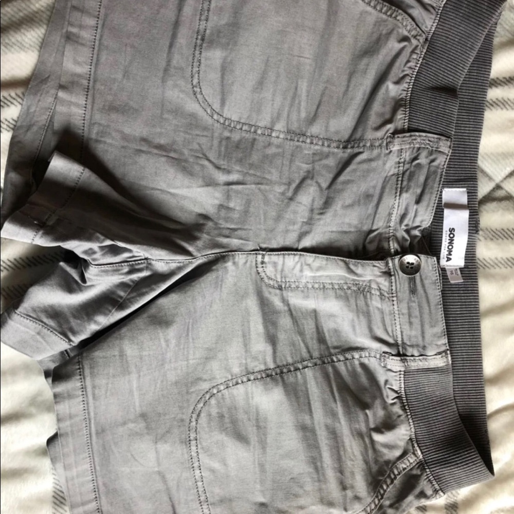 Sonoma shorts size 16